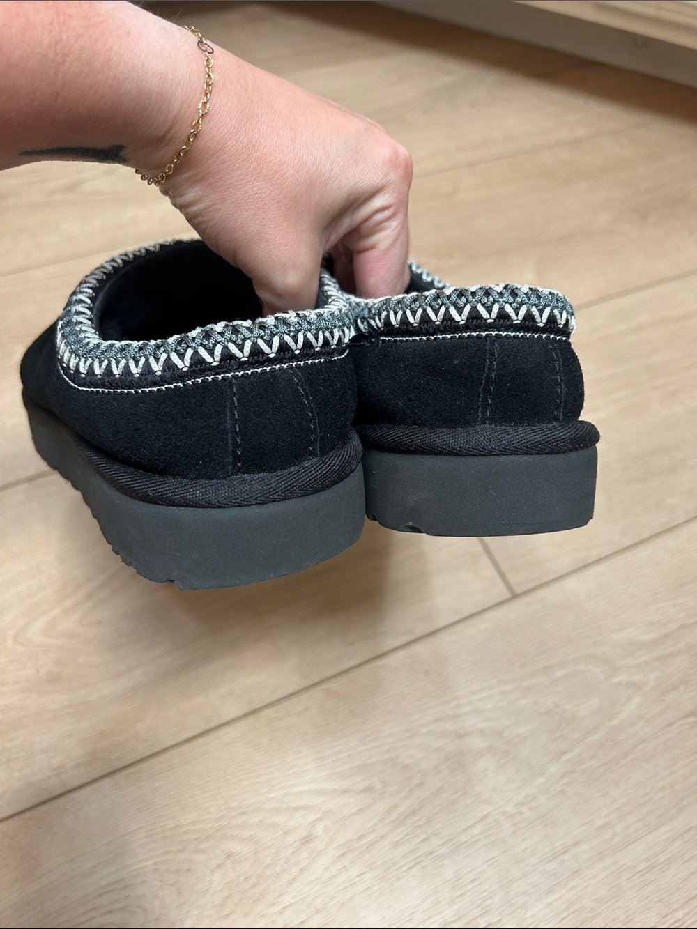 Women’s Ugg Tasman II Size 7 - Picture 15 of 15